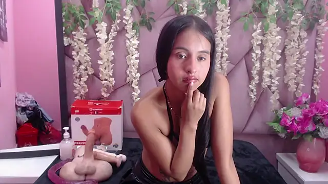 AshleyPrescott69 online show from September 16, 2:14 pm
