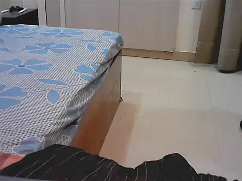 elize   online show from September 25, 10:58 am