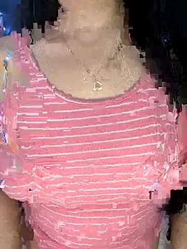 Snapshot of Donna11 chatting on October 13, 5:43 am Donna11 online show from October 13, 5:43 am