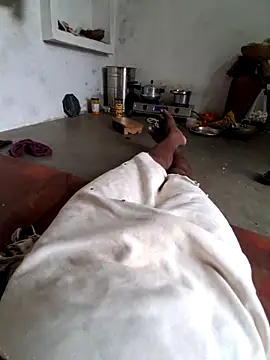 RAYI Queen 3 online show from October 28, 3:56 am