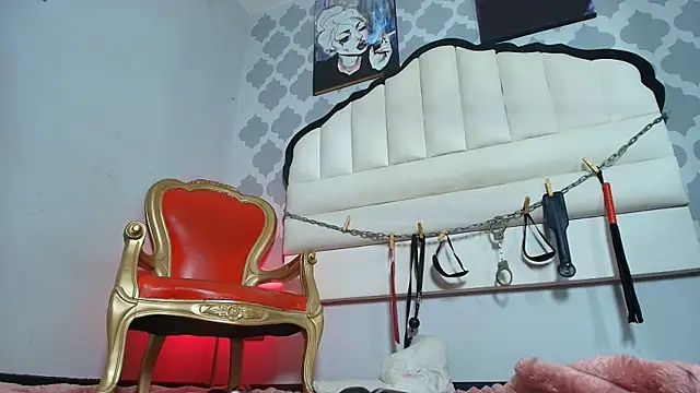 EimmyAdams online show from March 4, 8:26 pm