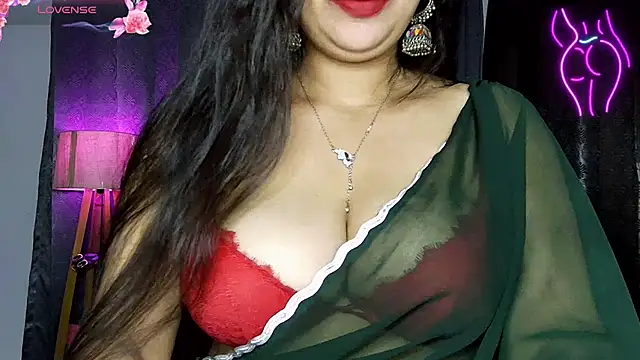 Snapshot of MissNasha chatting on September 30, 11:53 pm MissNasha online show from September 30, 11:53 pm