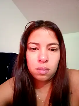 IsabellaLuxe online show from September 27, 2:35 pm