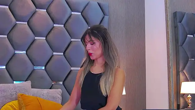 BlaireParker online show from October 19, 12:18 pm