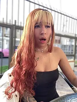 Snapshot of Sallem_Pink chatting on September 26, 9:12 pm Sallem Pink online show from September 26, 9:12 pm