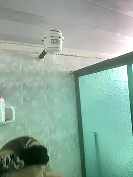 Snapshot of Sallem_Pink chatting on October 6, 10:21 am Sallem Pink online show from October 6, 10:21 am