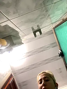 Snapshot of Sallem_Pink chatting on October 13, 12:08 pm Sallem Pink online show from October 13, 12:08 pm