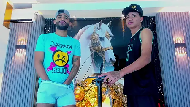 Dominic Max  online show from November 8, 5:12 am