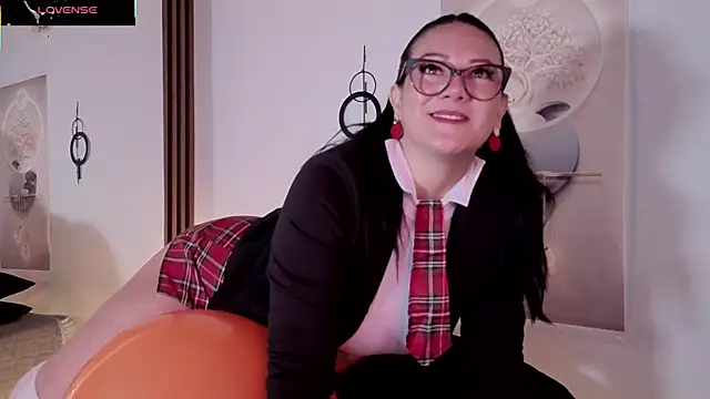 karla valk1 online show from October 18, 11:57 am