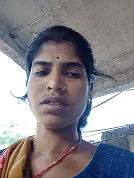 Snapshot of Sabnam_sony chatting on September 14, 1:47 am Sabnam sony online show from September 14, 1:47 am