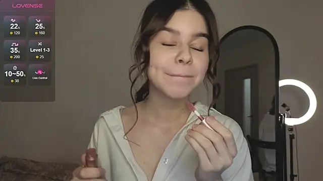 sladkoezzzka online show from September 17, 5:11 pm