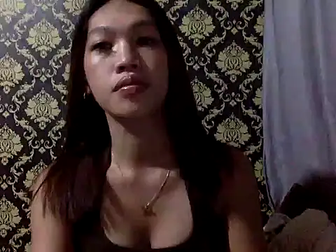 Snapshot of your_wifey chatting on October 18, 6:21 pm your wifey online show from October 18, 6:21 pm