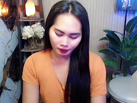 sluttyprincess0 online show from January 14, 10:59 pm