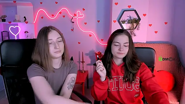 eva smiith  online show from April 2, 5:49 am