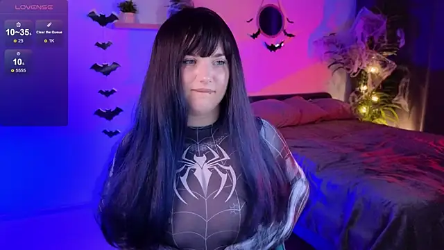 Ashley Glen online show from October 31, 8:29 am