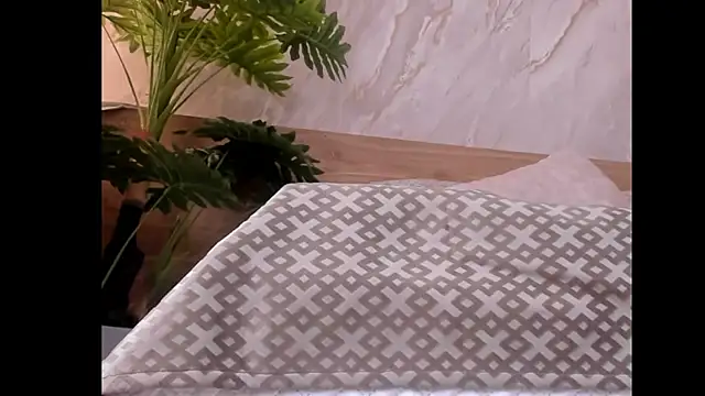 megann hill  online show from October 16, 3:25 pm