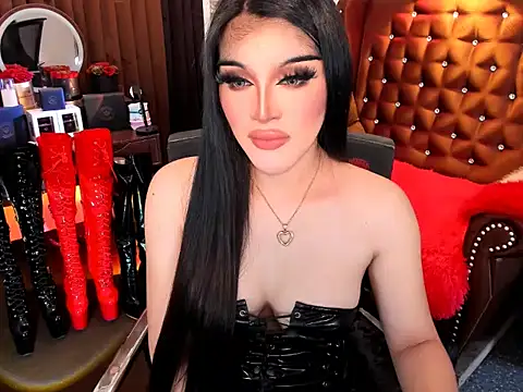 Snapshot of devongarcia chatting on October 10, 6:40 am devongarcia online show from October 10, 6:40 am