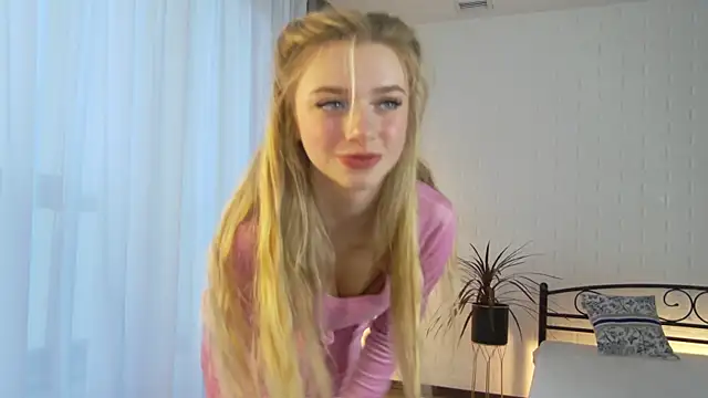 KelsiWest online show from October 2, 2:22 pm