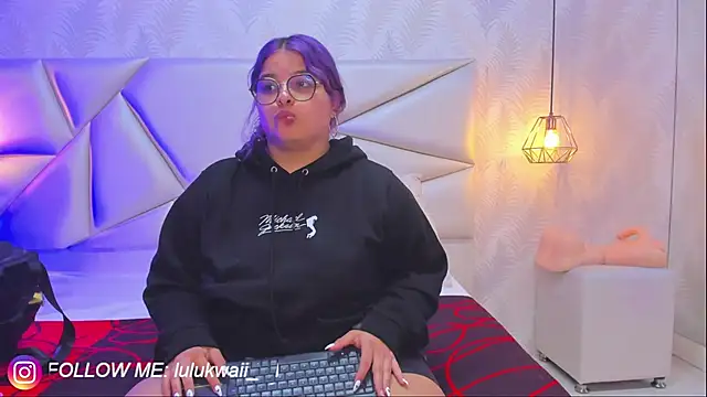 Snapshot of lulukawai16 chatting on September 29, 7:08 pm lulukawai16 online show from September 29, 7:08 pm