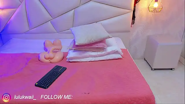 Snapshot of lulukawai16 chatting on October 18, 8:21 pm lulukawai16 online show from October 18, 8:21 pm