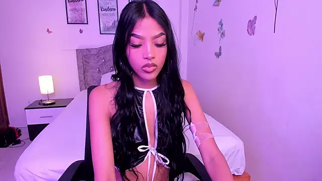 Snapshot of carley_lux chatting on October 21, 3:16 pm carley lux online show from October 21, 3:16 pm