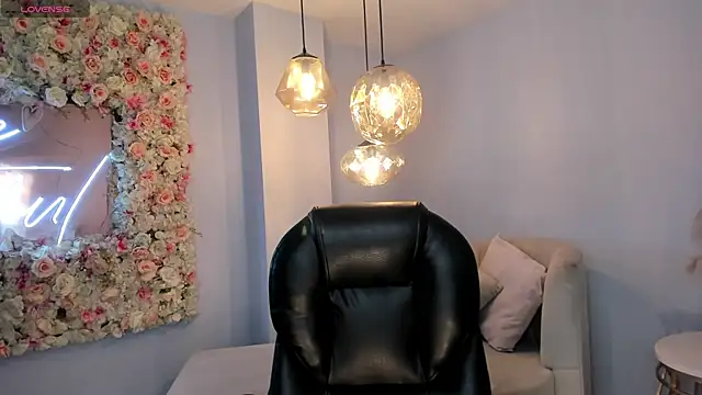 AgathaKondo  online show from February 9, 9:28 pm