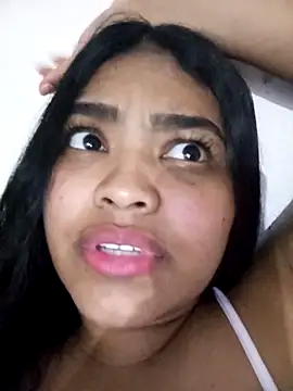 Snapshot of RileyDolly chatting on October 15, 6:27 am RileyDolly online show from October 15, 6:27 am