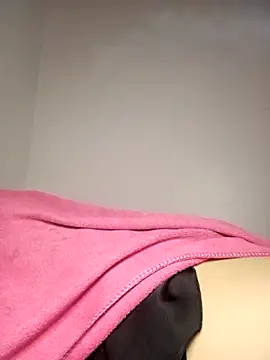 Snapshot of Vina_venus chatting on October 9, 1:10 am Vina venus online show from October 9, 1:10 am