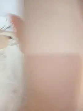 Snapshot of Vina_venus chatting on September 29, 1:32 am Vina venus online show from September 29, 1:32 am