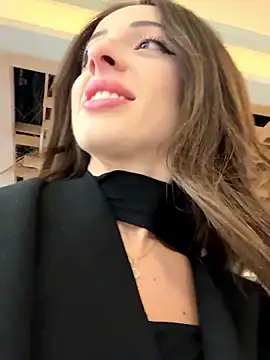 Snapshot of Yesmoree chatting on October 4, 2:32 pm Yesmoree online show from October 4, 2:32 pm