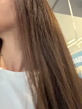 Snapshot of Yesmoree chatting on September 26, 1:53 pm Yesmoree online show from September 26, 1:53 pm