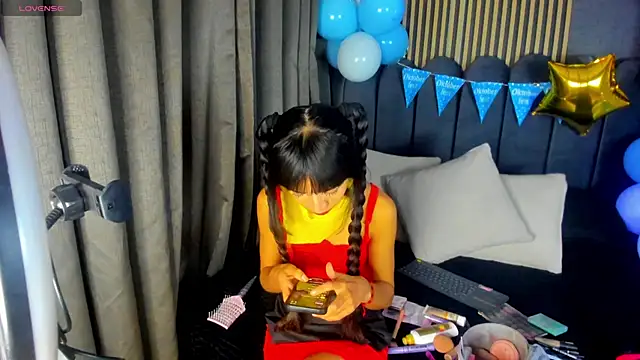 Gina 77 online show from September 25, 2:05 pm