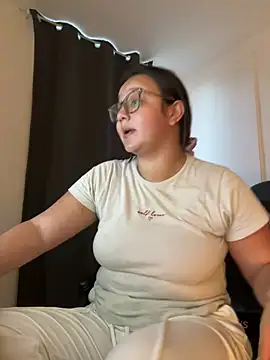 Kyleighc online show from February 3, 11:07 pm