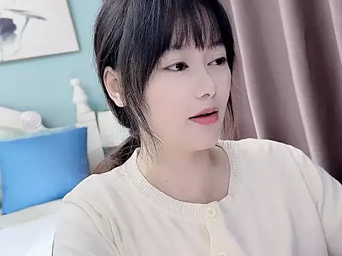 Snapshot of sarah111 chatting on October 24, 3:57 am sarah111 online show from October 24, 3:57 am