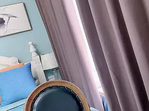 Snapshot of sarah111 chatting on September 30, 4:51 am sarah111 online show from September 30, 4:51 am