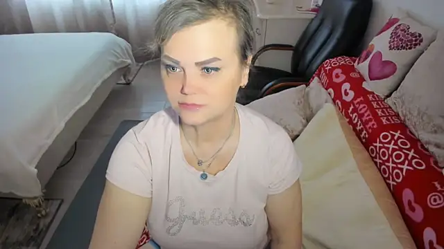 MildMature online show from June 13, 2:58 pm
