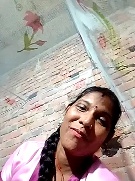 Snapshot of Savita992 chatting on October 21, 5:17 pm Savita992 online show from October 21, 5:17 pm