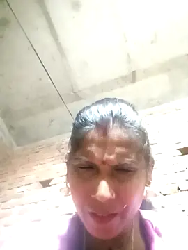 Snapshot of Savita992 chatting on October 9, 11:20 pm Savita992 online show from October 9, 11:20 pm