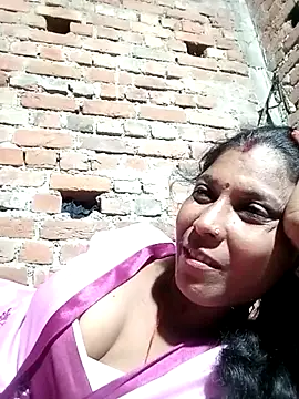 Snapshot of Savita992 chatting on October 19, 5:15 pm Savita992 online show from October 19, 5:15 pm