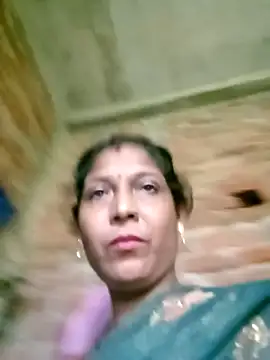 Snapshot of Savita992 chatting on October 29, 6:50 am Savita992 online show from October 29, 6:50 am