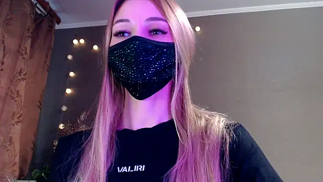 Iris lave online show from May 13, 4:24 pm