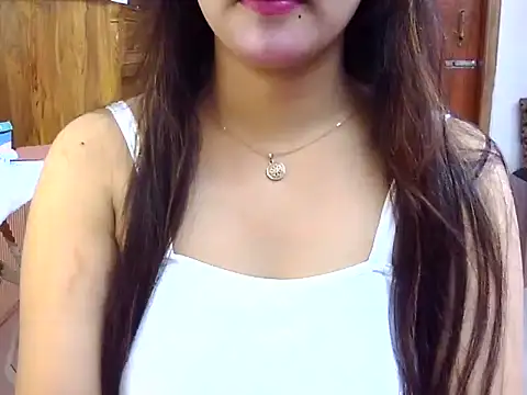 Snapshot of Obonti_2000 chatting on September 18, 4:38 pm Obonti 2000 online show from September 18, 4:38 pm