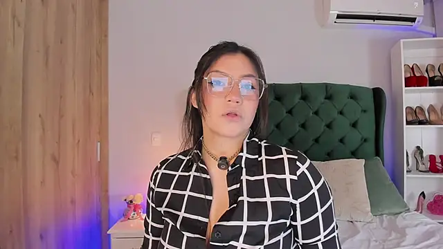 naughty fun room online show from April 10, 11:00 pm