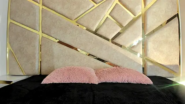 Snapshot of Zafiro_claire chatting on October 14, 11:29 pm Zafiro claire online show from October 14, 11:29 pm