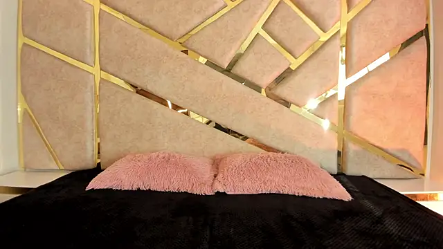 Snapshot of Zafiro_claire chatting on October 2, 7:19 pm Zafiro claire online show from October 2, 7:19 pm