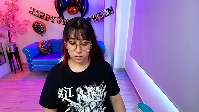 Snapshot of Tarly_matches chatting on October 26, 12:00 pm Tarly matches online show from October 26, 12:00 pm