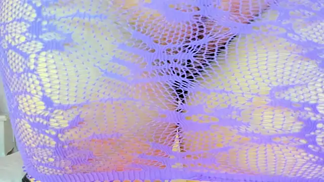 Snapshot of SamanttaMilf chatting on September 13, 11:13 pm SamanttaMilf online show from September 13, 11:13 pm