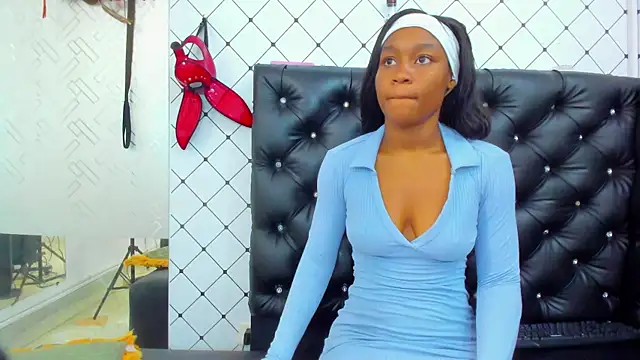 Snapshot of EMMA_SANTANA chatting on September 11, 8:42 pm EMMA SANTANA online show from September 11, 8:42 pm