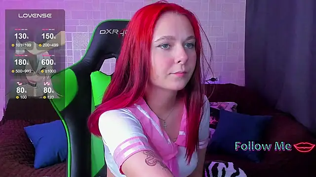 Chloe Lewiss online show from September 29, 4:17 am