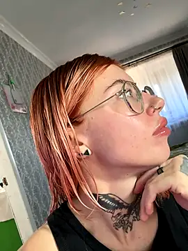 Nancyhot777 online show from September 23, 10:35 am